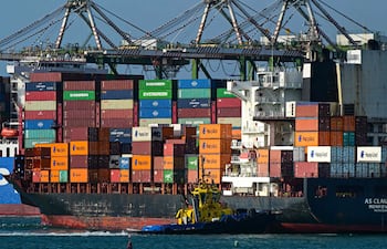 Se confirma una marcada recuperación de las exportaciones, a pesar de la caída del dólar, en casi 25%, de acuerdo con los datos oficiales.