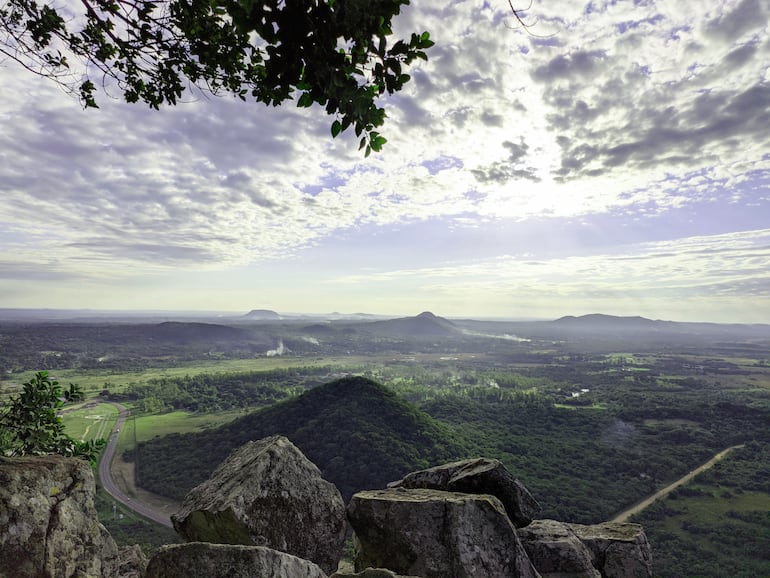 Los cerros m&aacute;s altos de Paraguay Cerro Hu.