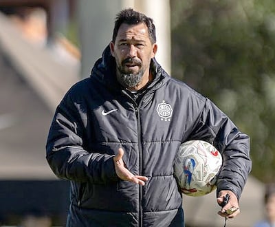 Pablo Andrés "Vitamina" Sánchez (53 años), director técnico de Olimpia, con el que lleva 32 partidos, con un balance de 20 triunfos, 5 empates y 7 derrotas.