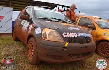 El Toyota Vitz #456 de Hugo Cano y Evelyn Vecca, sobresalió en la clase RC4L.
