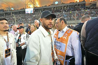 Neymar continúa con su recuperación