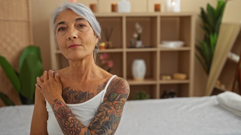 Mujer tatuada.