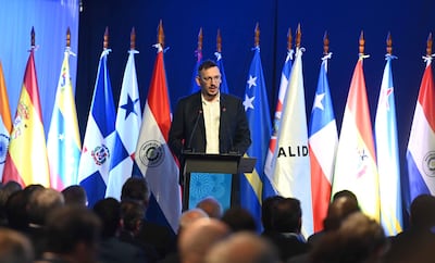 Asamblea General de ALIDE en presencia de importantes figuras del BNF y BCP.
