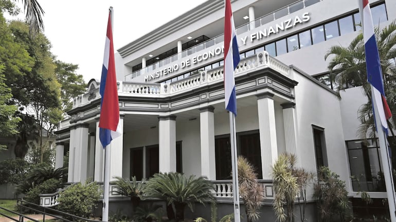 Bonos del Tesoro en circulación superan  US$ 1.420 millones en el mercado local