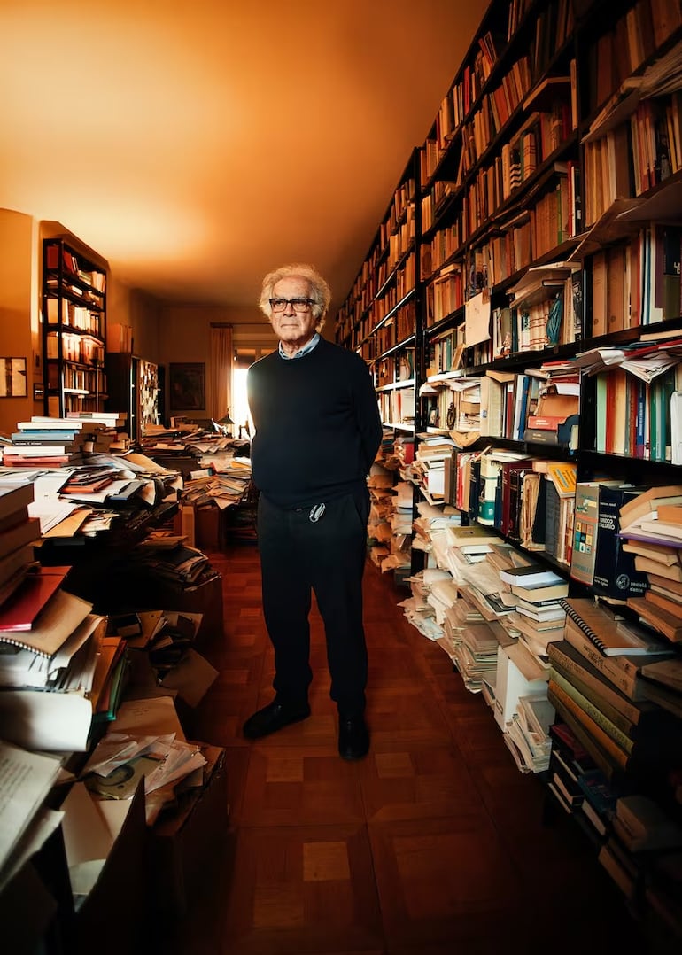 Carlo Ginzburg (1939 - 2026)