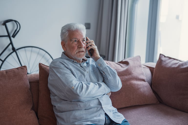 Cómo aprender a usar un smartphone después de los 60.