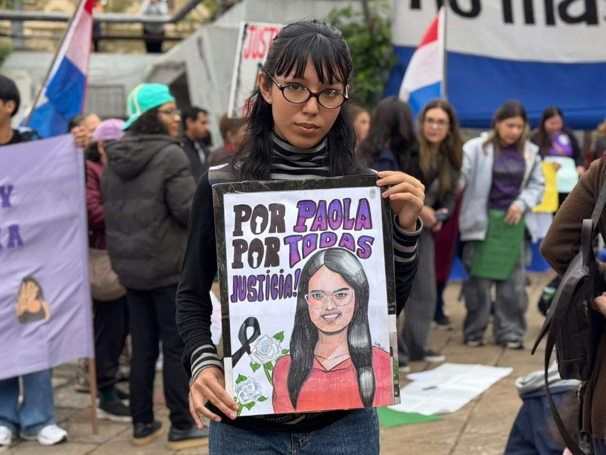 Miles de mujeres marcharon en Asunción exigiendo justicia para Deisy Paola