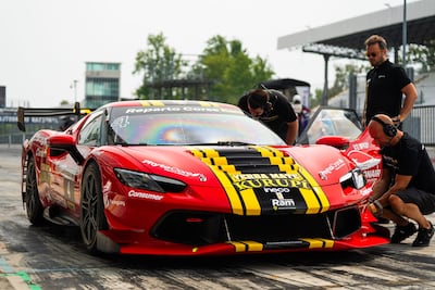 Imponente el Ferrari 296 Challenge, del equipo Reparto Corse Ram, que estará al mando de Óscar Bittar y será compartido con el argentino Pablo Benites.