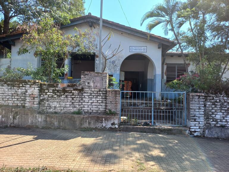 Cualquiera puede acceder al edificio. Es un peligro para el barrio.