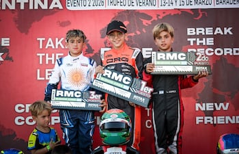 Tony Pugliesi (centro) logró su segunda victoria al hilo en la Rotax Micro Max este año.