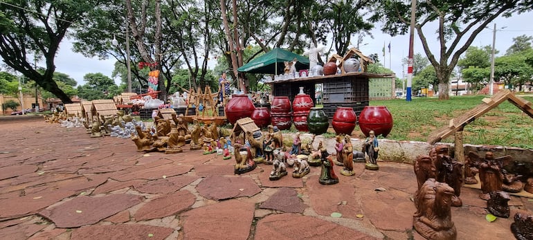Venta de pesebres en San Juan Bautista.