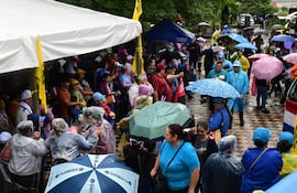 Paro docente en Asunción. Maestros se movilizan por la reforma de la caja fiscal.