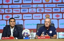 Gustavo Alfaro y Robert Harrison