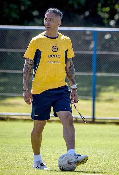 Lucas Ramón Barrios Cáceres (41 años), director técnico del Sportivo Luqueño.