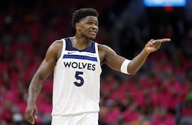 Anthony Edwards (24 años), recuperado de la lesión que lo afectaba, volvió con 18 puntos en 22 minutos de partido.