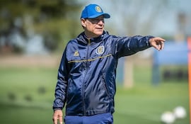 Ariel Holan, argentino de 65 años, es nuevo entrenador de Cerro Porteño.