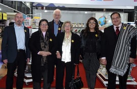 Alejandro Gatti Van Humbeeck, Vidalia Sánchez, Martín Romano, Carmen Da Costa, Karina Hugo y Nery Peña.
