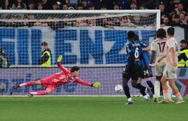 Ibrahim Sulemana (6) anotó el gol del triunfo para el Atalanta.