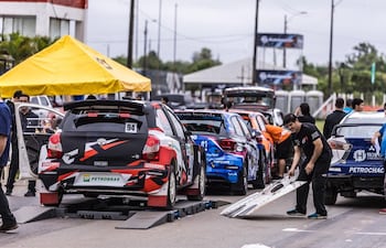 Las verificaciones salen del VRD de Capiatá para ir hasta Luque, a los Hangares PAS, donde a partir de las 8:00 los autos cumplirán con este indispensable requisito reglamentario.