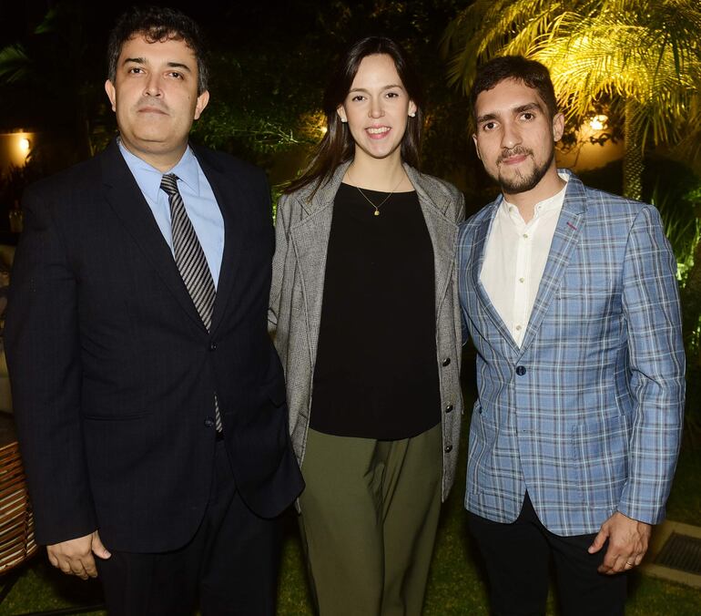 Alberto Poletti, Patrizia Poletti y Leonardo Baruja.