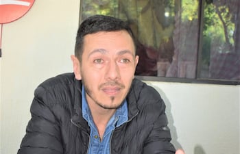 El intendente Marcelo Simbrón (ANR -HC) explicó que encontró la carpeta que supuestamente habían hurtado los de la Contraloría Ciudadana.