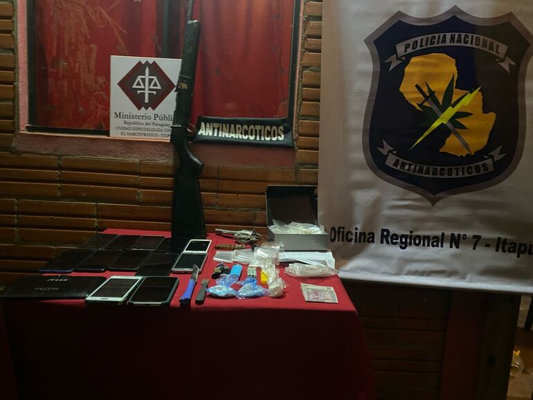 Incautan drogas y detienen a presunto microtraficante tras allanamientos en las Colonias Unidas.