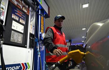 Petropar no planifica subir los precios de sus combustibles en las próximas semanas, se anunció.