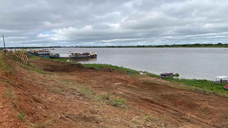 El tiempo que tiene la empresa constructora LT S.A, para culminar los trabajos es de 18 meses.