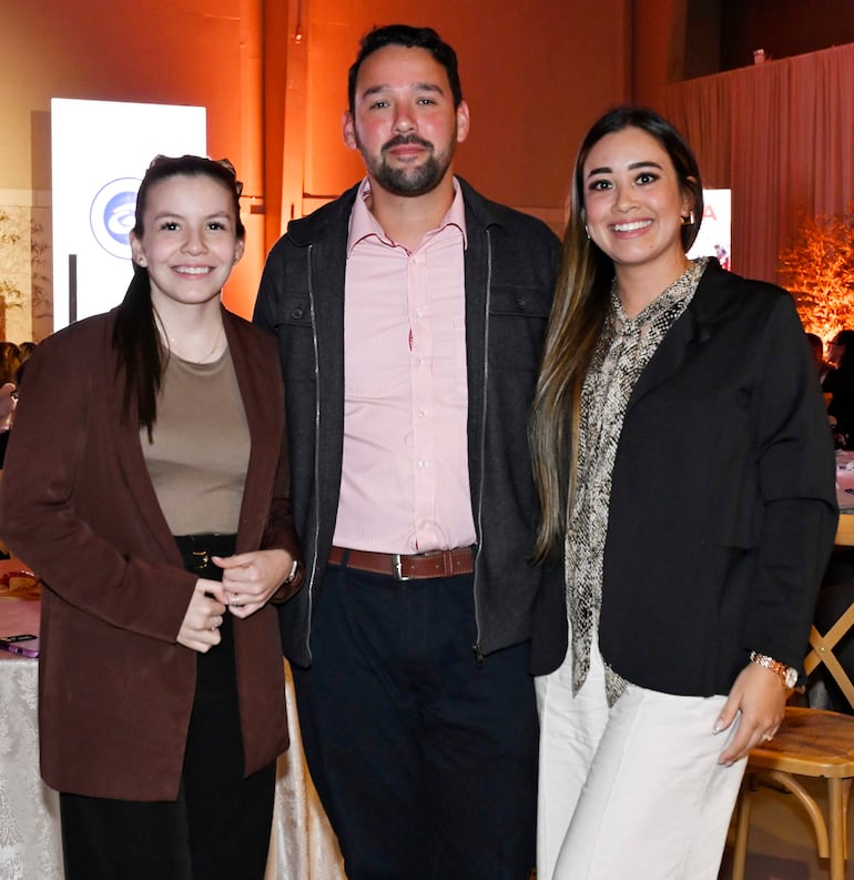 ADA Review Paraguay en el Club Centenario