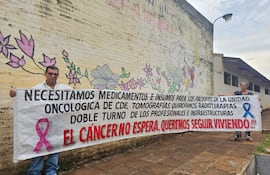 Pacientes oncológicos se manifestaron en Ciudad del Este por falta de medicamentos e insumos.