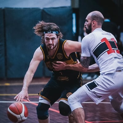 Gold y Kings disputarán este jueves el tercer partido de la serie semifinal de la Liga Nacional. Olimpia lleva ventaja de 2-0.
