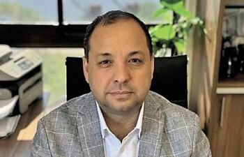 Lic. Néstor Russo, director del Estudio Aduanero Russo.