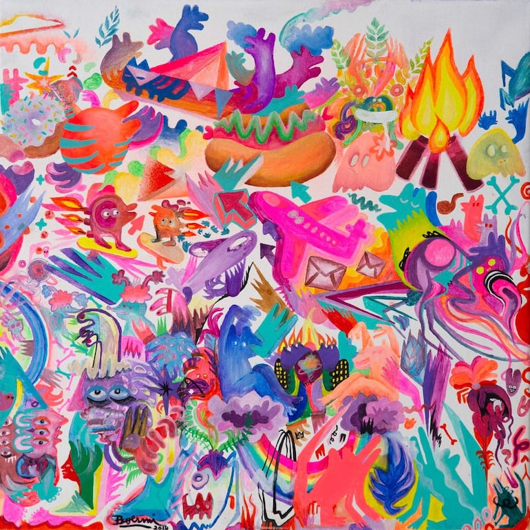 Obra 'Traffic Jam' de Sebastián Boesmi muestra colores vibrantes y formas abstractas, incluyendo un hot dog y aviones.