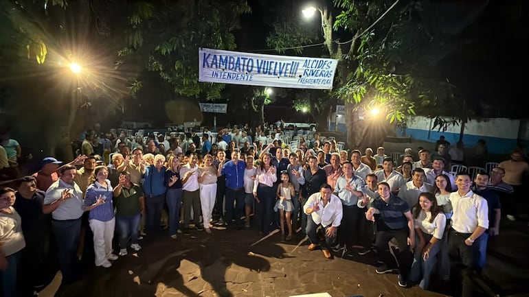 La presentación de la precandidatura a intendente de San Juan Bautista y de los 12 concejales se realizó en el comité liberal de dicha ciudad.