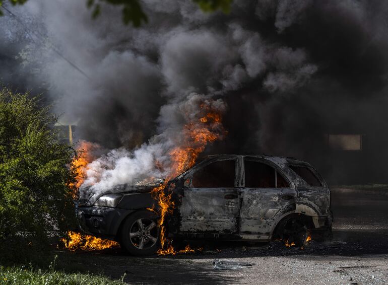 Un automóvil destruido por un dron ruso el pasado 4 de mayo en Kramatorsk, en la región ucraniana de Donetsk.