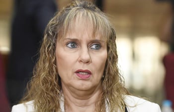 INICIO DE TEMPORADA PARLAMENTARIA - DIPUTADOS
ARCENIO ACUÑA. HILDA MARÍA DEL ROCÍO VALLEJO ÁVALOS