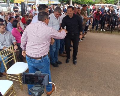 Silvio "Beto" Ovelar, durante un acto llevado a cabo para la palada inicial de obras de recapado en Coronel Oviedo.