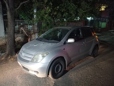 roban un auto frente a una vivienda y aparece abandonado tras ser rastreado por GPS