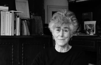 La filósofa e investigadora Adriana Urrea ofrecerá este sábado una conferencia virtual acerca de las artes vivas y sus cruces.