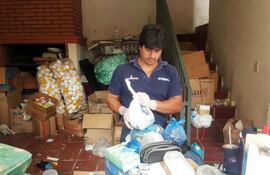ademas-de-farmacos-e-insumos-en-la-vivienda-allanada-por-la-fiscalia-encontraron-cocaina--193023000000-1418890.jpg