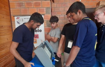 Imagen alusiva al voto de la población juvenil.