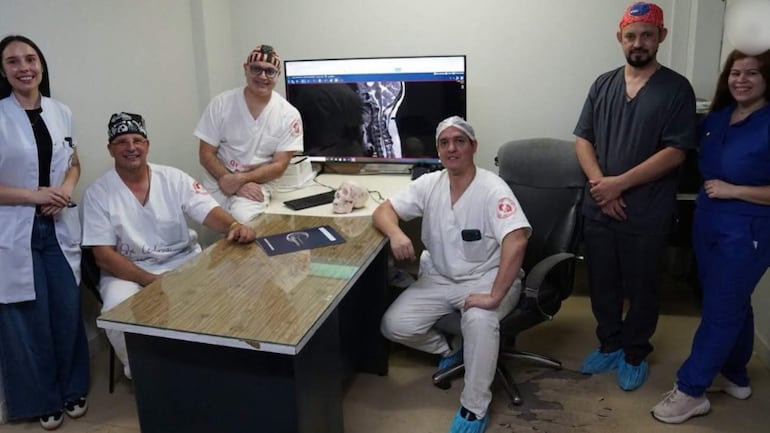 Médicos paraguayos llevaron a cabo histórica cirugía