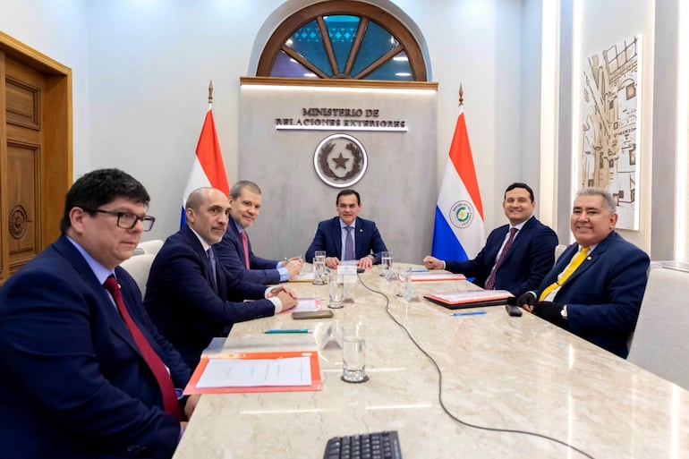 Junta de Calificaciones del Servicio Diplomático y Consular del Ministerio de Relaciones Exteriores.