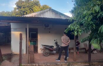 Fiscalía investiga la procedencia de medicamentos controlados hallados junto al cuerpo del médico brasileño Bruno Caliester Chagas, encontrado sin vida en su vivienda en Santa Rosa, Misiones.