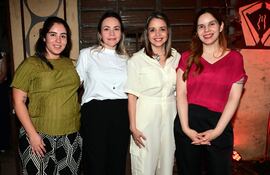 Ana Ramírez, Tania Peña, Natalia García y Stephanie Dragotto.