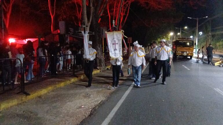 Los estacioneros de Villa Elisa Centro cantaron el purahéi jahe´ó a los visitantes del Kurusú rapé.
