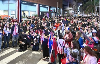 Unicentro Invita alentar a Paraguay en Palma y 15 de Agosto