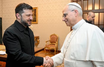 El presidente ucraniano Volodímir Zelenski y el papa León XIV durante su reunión de hoy.