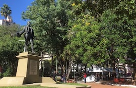 Nuevamente, en la plaza Uruguaya se realizará la feria de sabores, donde el público podrá degustar platos típicos.