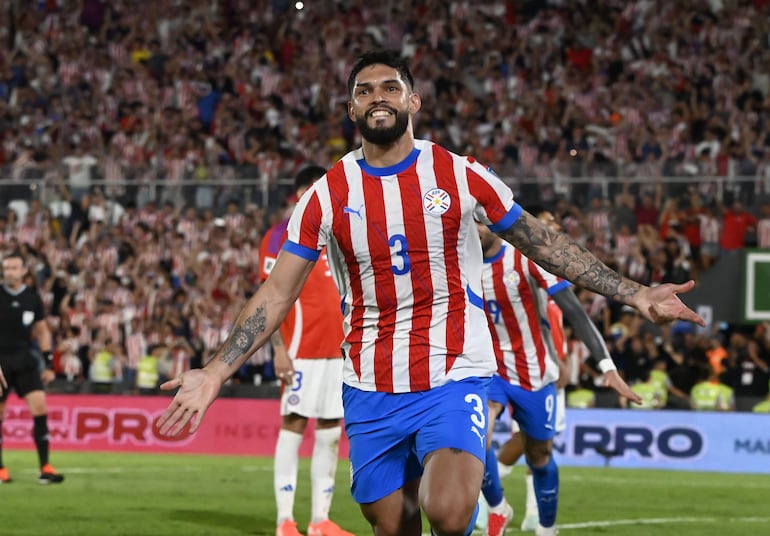 El festejo del tanto ganador de Omar Alderete, en la victoria sobre Chile, por la decimotercera ronda de las Eliminatorias Sudamericanas.